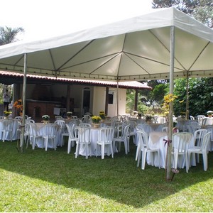 Locação de tenda chapéu de bruxa